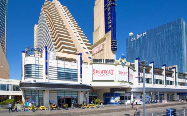 2Br 3Ba Beachfront Condo Cozysuites At Showboat Atlantic City Exterior photo